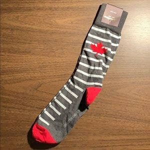 Johnston & Murphy Men’s Socks Canada Theme Size L